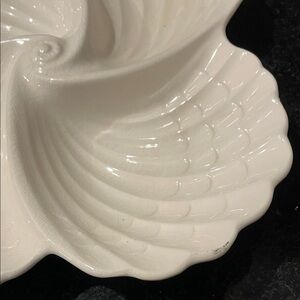 Johnson Brothers Elegant White Shell-Shaped Decorative Divided Serving Dish